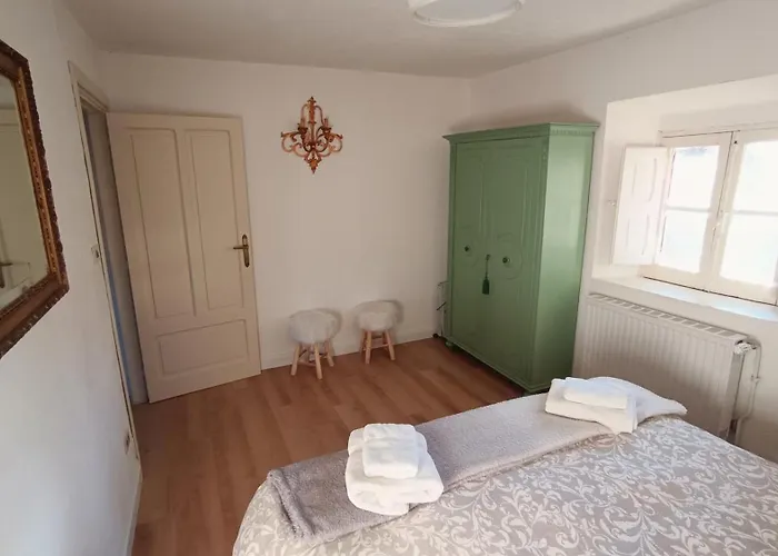 Antico Chalet Mini Momosa Dağ evi Ovindoli